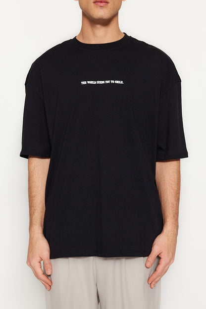 T-Shirt - Black - Oversized